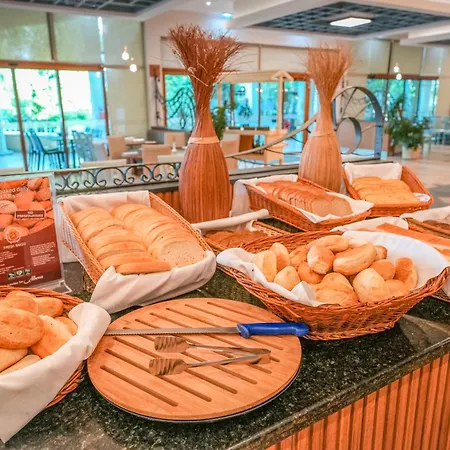 Calimera Ralitsa Superior מלון